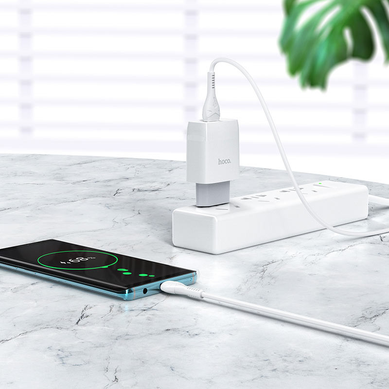 Мережевий зарядний пристрій Hoco C72Q Glorious QC3.0 18W (1USB-A) + кабель USB to MicroUSB - Зображення 4