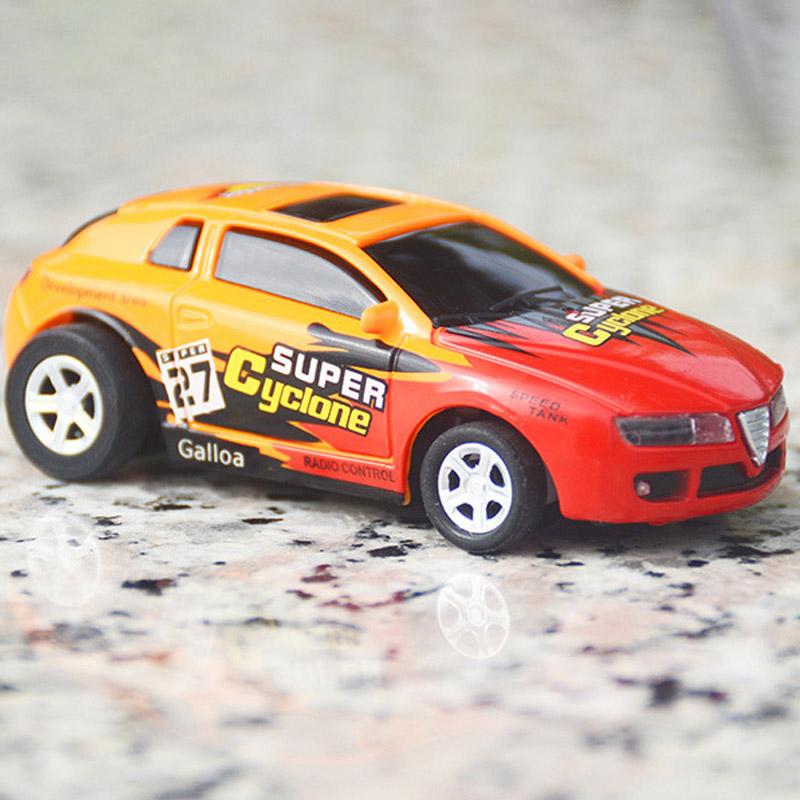 Дріфт-машинка на радіокеруванні Mini RC 666 2.4G - Зображення 4