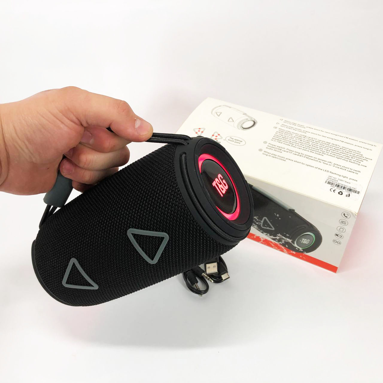 Bluetooth-колонка TG657 з RGB підсвічуванням 1500 мАч чорного кольору - Зображення 2