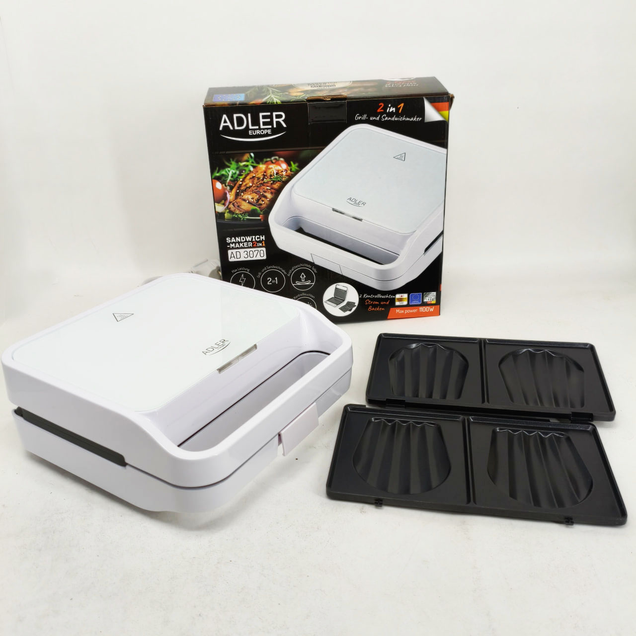 Бутербродниця Adler AD 3070 2в1 1100 Вт White - Зображення 2