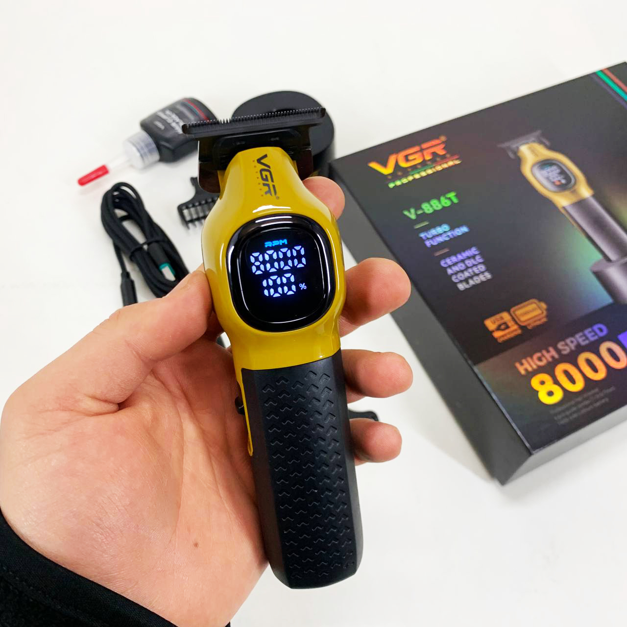 Тример VGR V-886T GOLD 8000 RPM з 4 насадками для стрижки волосся - Зображення 2