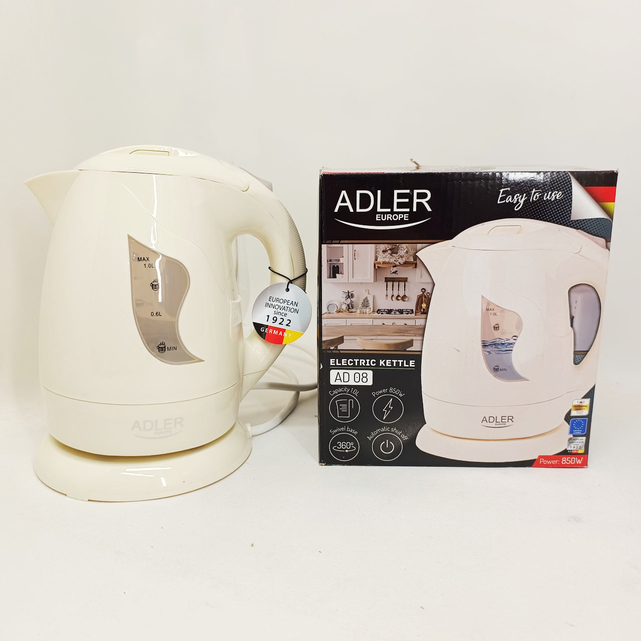 Електрочайник Adler AD 08 1 літр білий - Зображення 4