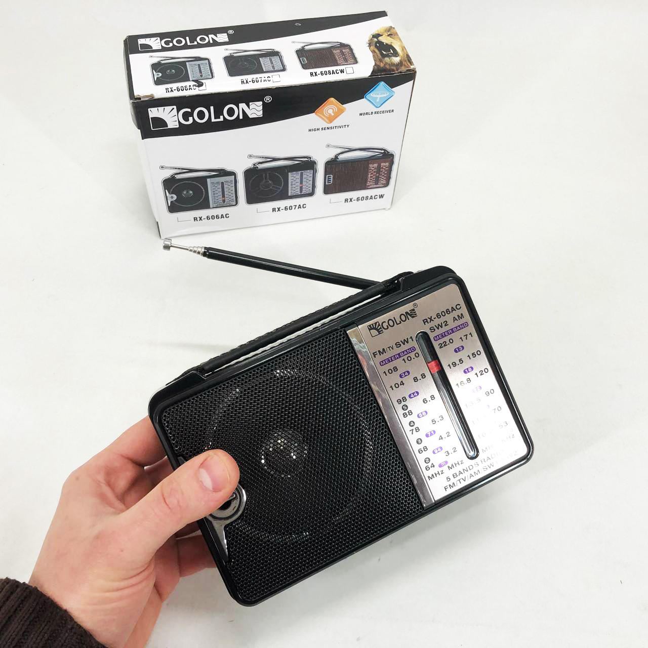 Радіоприймач Golon RX-606 FM з батарейками - Зображення 2