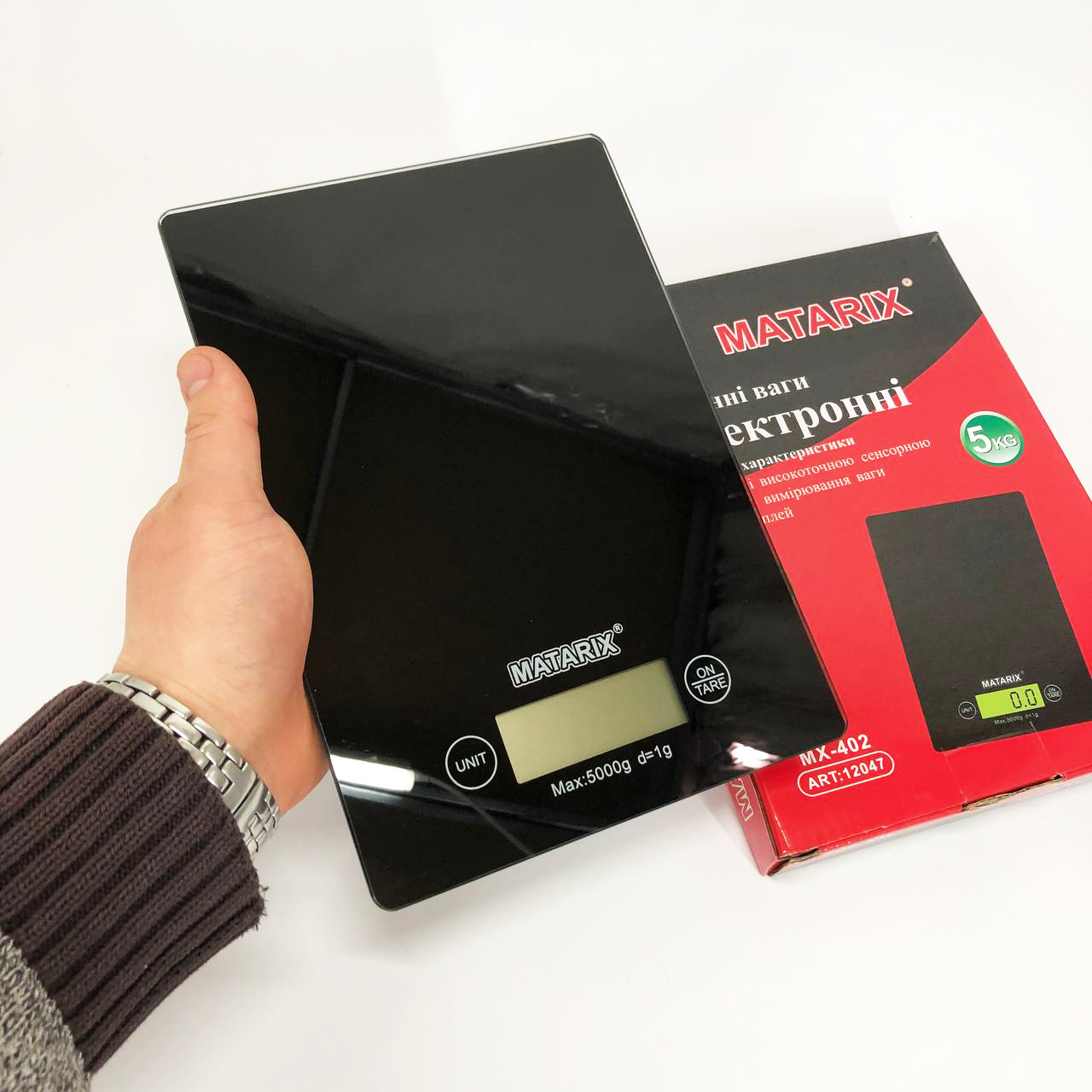 Кухонні ваги MATARIX MX-402 5 кг з дисплеєм чорного колору - Зображення 2