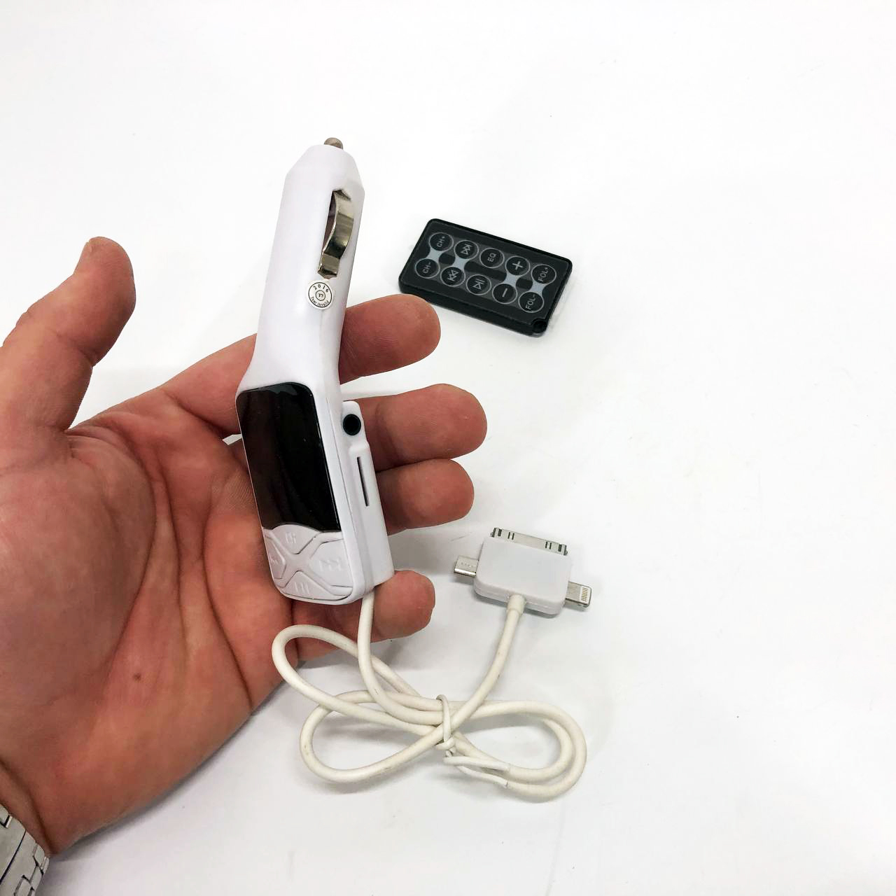 Автомобільний FM-трансмітер CM I19 A SD/USB з Bluetooth для прикурювача - Зображення 2